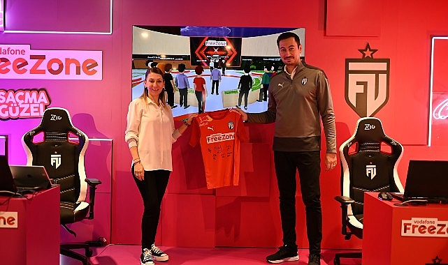 Vodafone Freezone, Fut Esports Ana Sponsorluğunu Bir Yıl Daha Uzattı