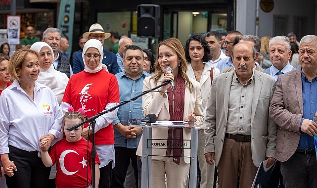 Konak’ta Engelliler Haftası’na dansla dikkat çekildi