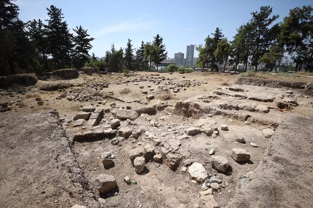 Yumuktepe Höyüğü’nde Arkeolojik Kazılar Devam Ediyor