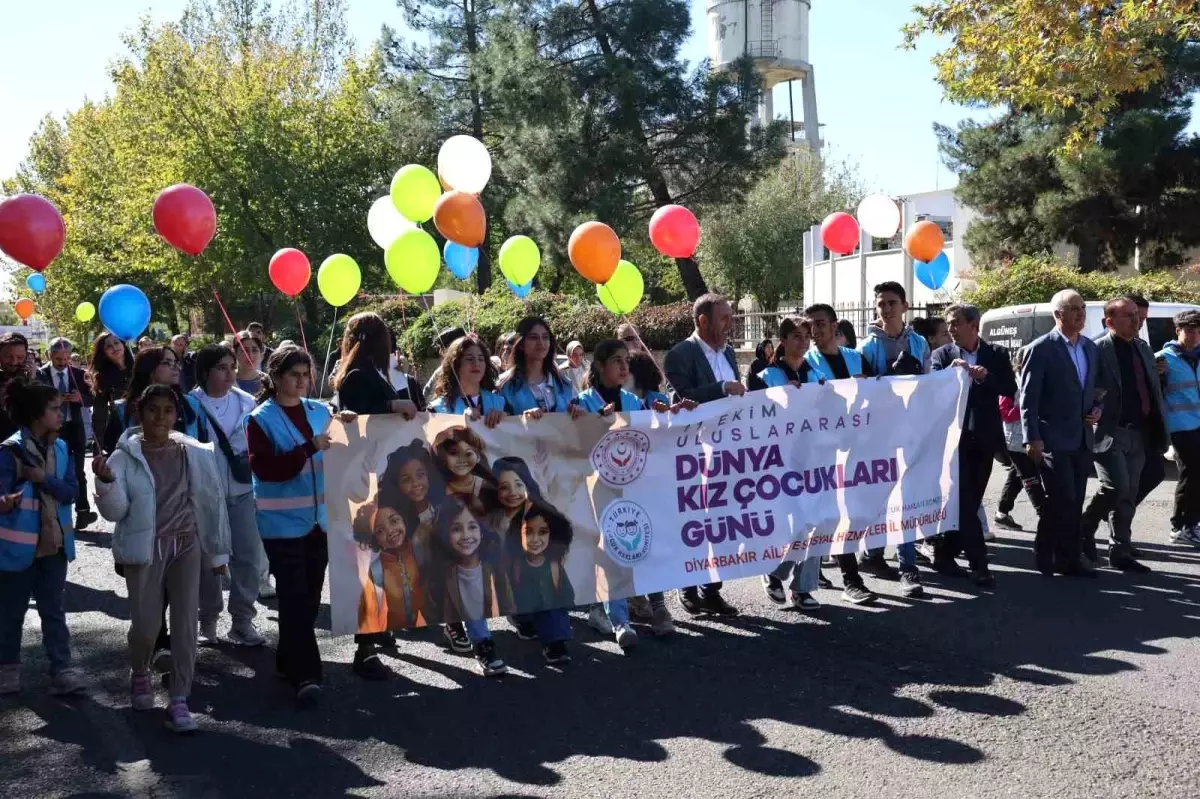 Diyarbakır’da Kız Çocukları Günü Kutlandı