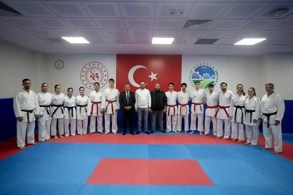 Sakarya’dan 16 Sporcu Türkiye Karate Şampiyonası’na Katılacak